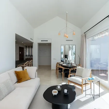 Al-321 Penthouse 3 Bedrooms Alcazaba Lagoon * Estepona