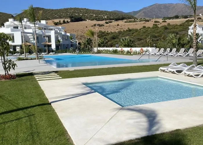 Al-321 Penthouse 3 Bedrooms Alcazaba Lagoon