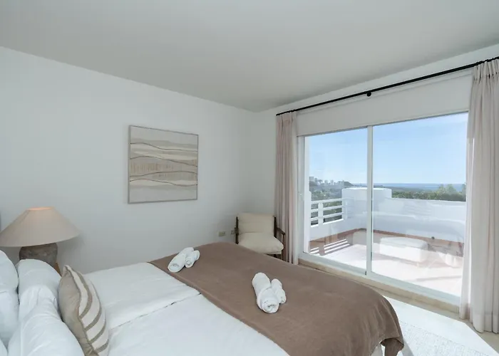 Al-321 Penthouse 3 Bedrooms Alcazaba Lagoon