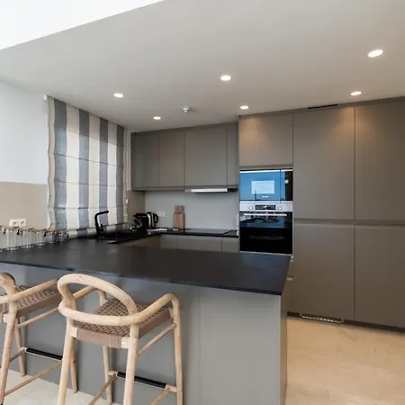 Al-321 Penthouse 3 Bedrooms Alcazaba Lagoon * 埃斯特波纳