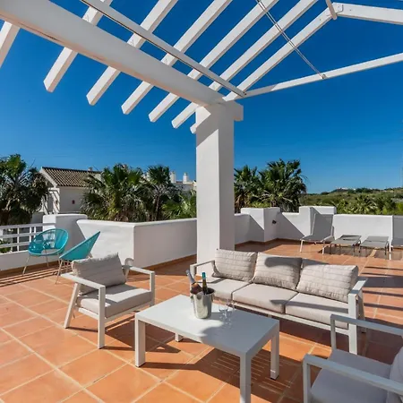 Al-321 Penthouse 3 Bedrooms Alcazaba Lagoon 埃斯特波纳