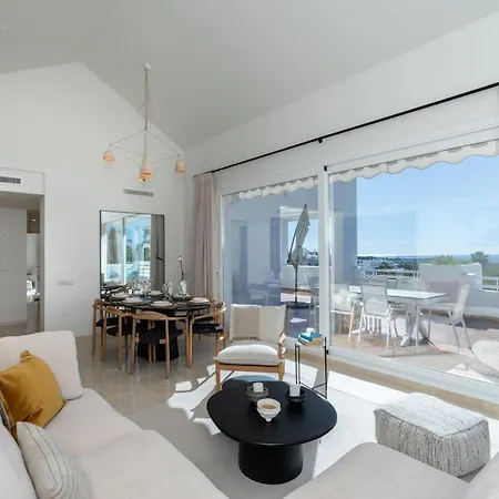 Al-321 Penthouse 3 Bedrooms Alcazaba Lagoon Lägenhet