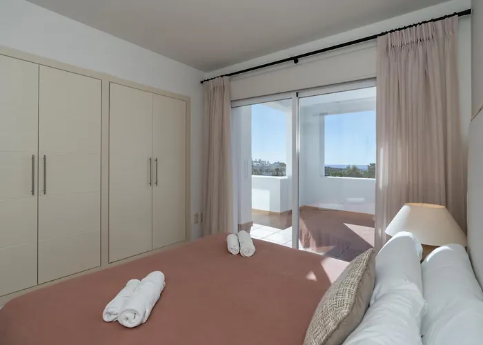 Al-321 Penthouse 3 Bedrooms Alcazaba Lagoon شقة إِستيبونا
